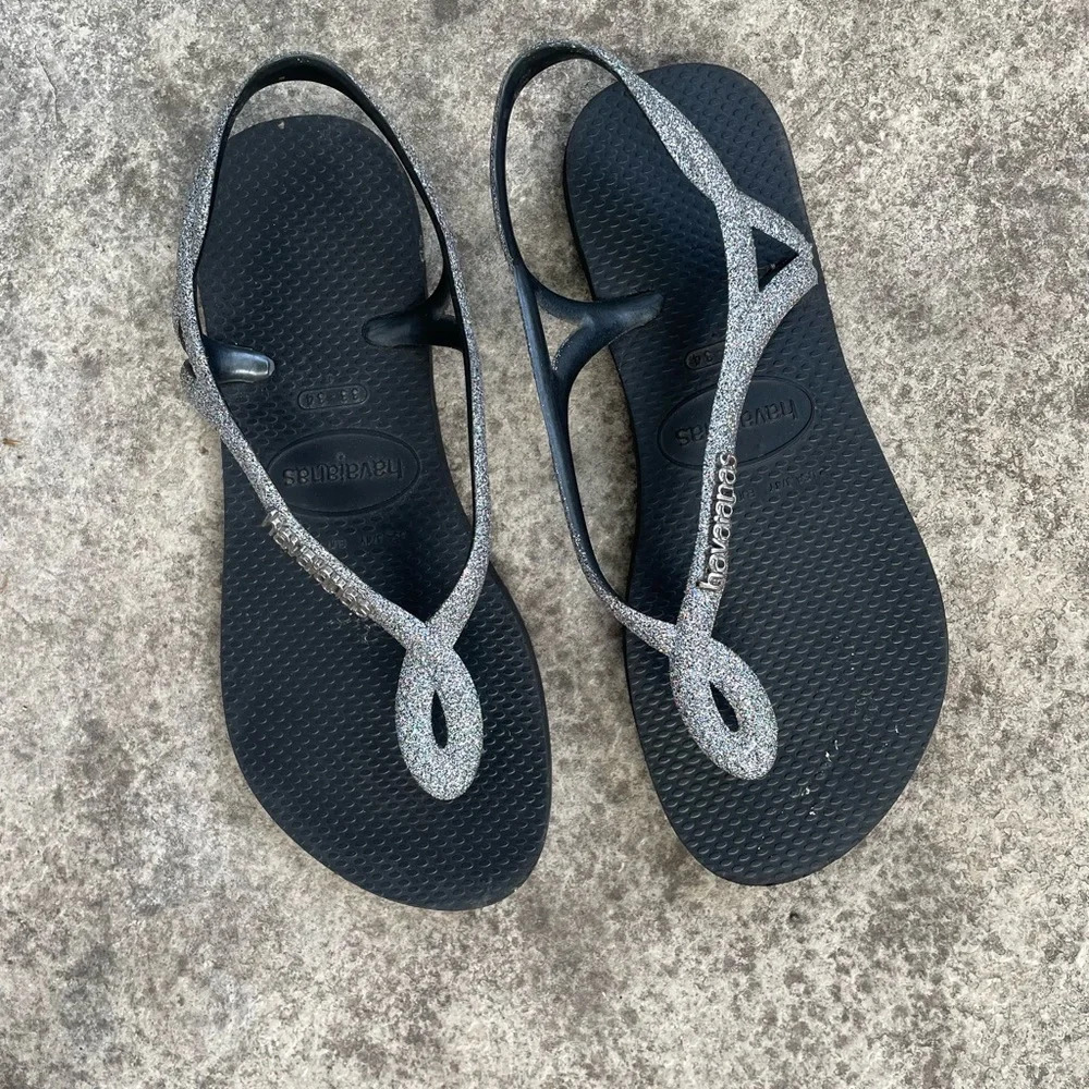 Havaianas Luna Premium Sandals,  size 3/4 youth